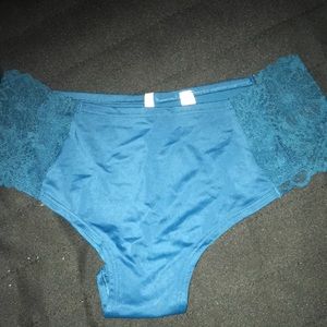 Blue/green pink panties